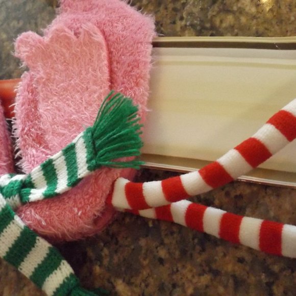 NWOT Santa Pink Flamingo Booze cover with red white stocking legs - Picture 3 of 4